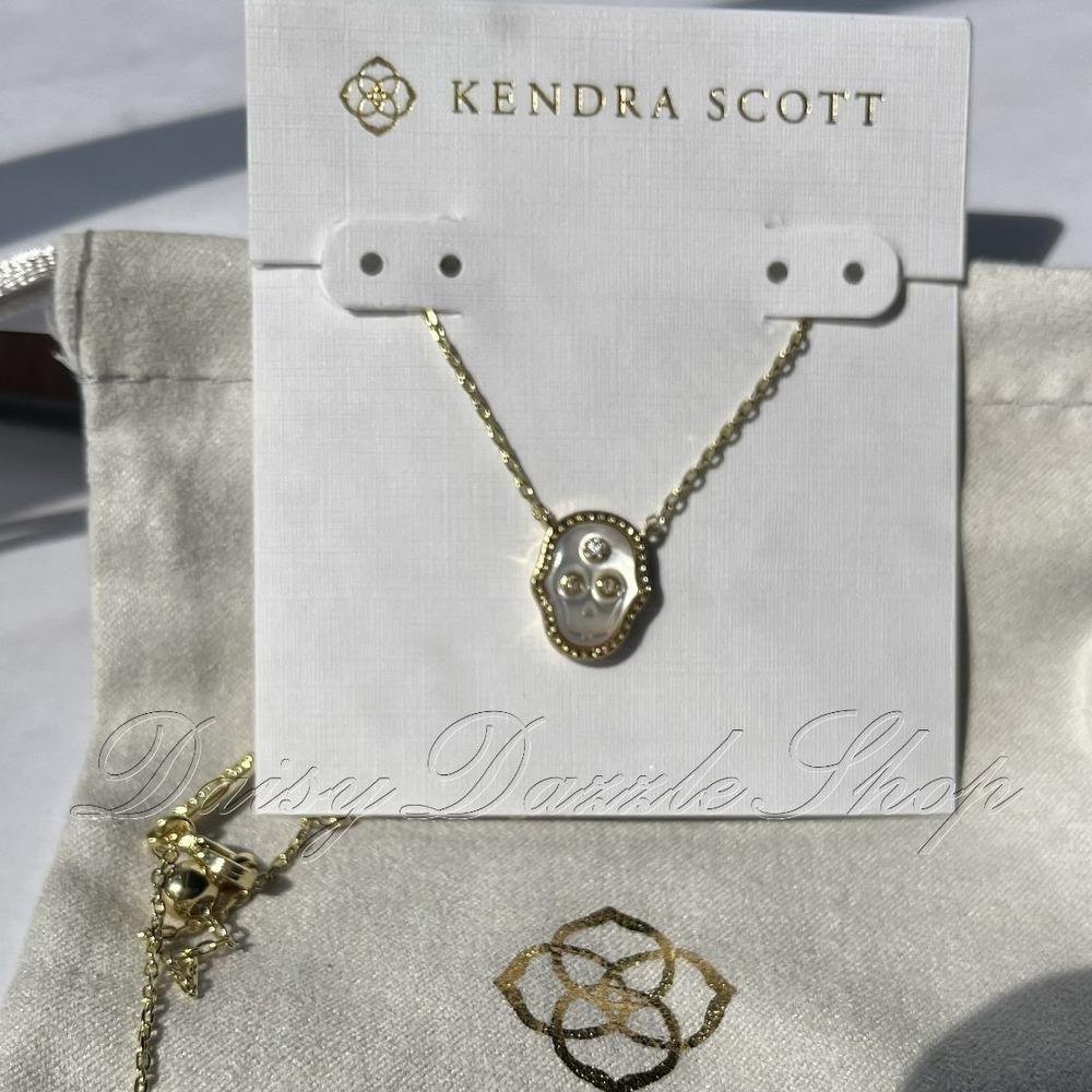 ✨💀New Kendra Scott Gold Plated Ivory Mother Pearl Skeleton Skull Necklace💀✨